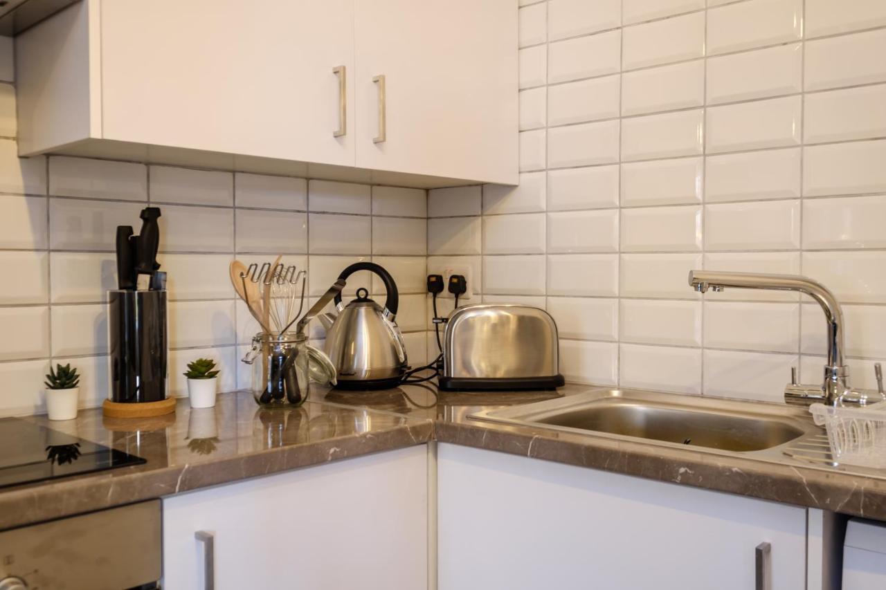 The Joy - Centre One Bedroom Flat Larnaca Esterno foto